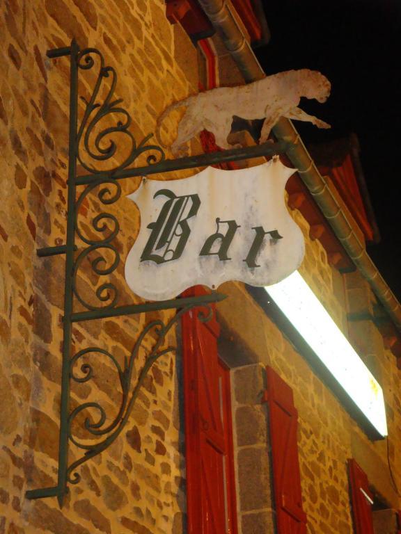 Auberge Du Chateau Châteauneuf-dʼIlle-et-Vilaine Eksteriør bilde