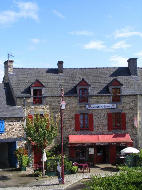 Auberge Du Chateau Châteauneuf-dʼIlle-et-Vilaine Eksteriør bilde